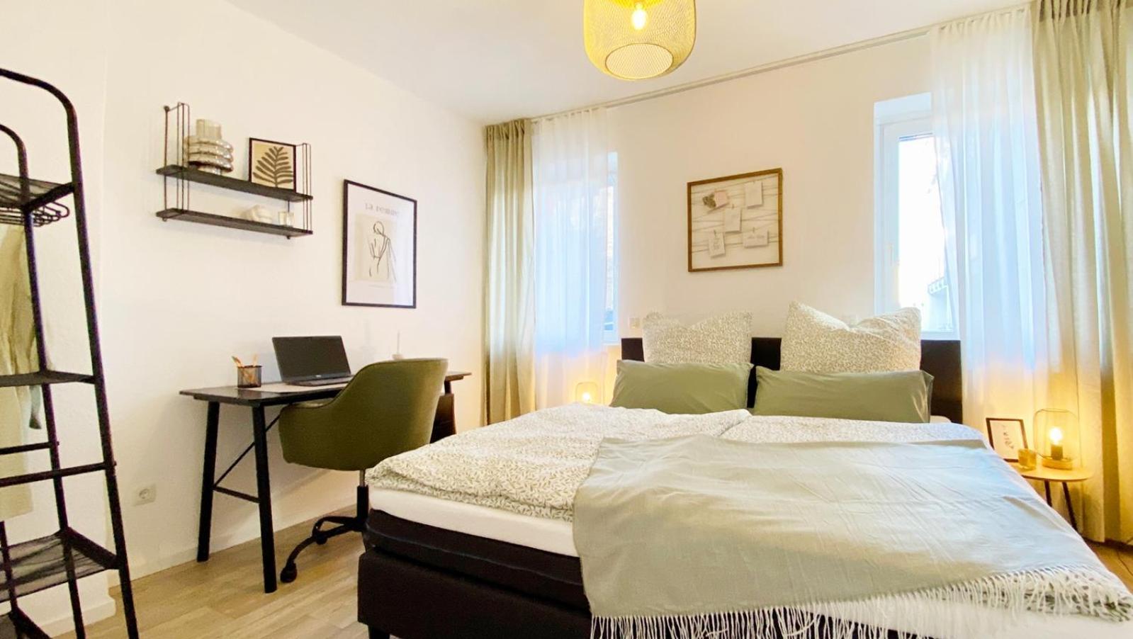 Blossfeld-Apartments Geraeumige Stadtoase Mitten Im Zentrum Mit 3 Schlafzimmern, Gratis Parkplatz, W-Lan, Netflix Ена Экстерьер фото
