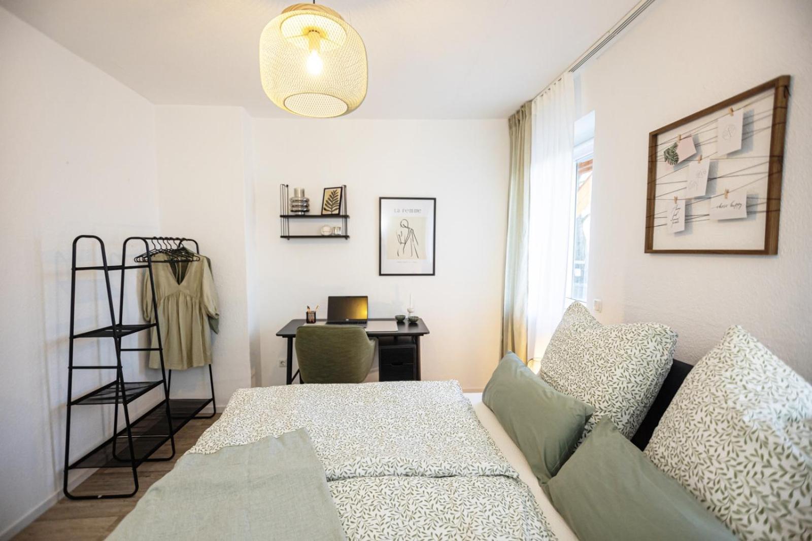 Blossfeld-Apartments Geraeumige Stadtoase Mitten Im Zentrum Mit 3 Schlafzimmern, Gratis Parkplatz, W-Lan, Netflix Ена Экстерьер фото